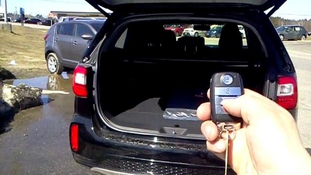 How to Operate Your Kia Sorento Power Liftgate! смотреть онлайн