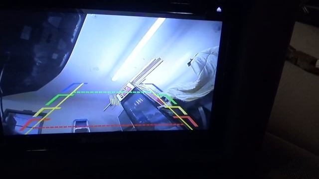 Hooking up a Backup Camera - Where Does the Red Wire Go? смотреть онлайн