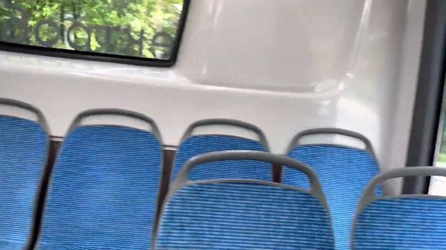 Абсолютно пустой электробус Т21. Серебряный Бор. Москва смотреть онлайн