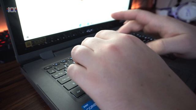 Ноутбук Acer Enduro Urban N3. Прочный ноутбук для работы и активных людей. смотреть онлайн