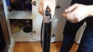 Духовой шкаф ARISTON , как помыть стекло внутри ?