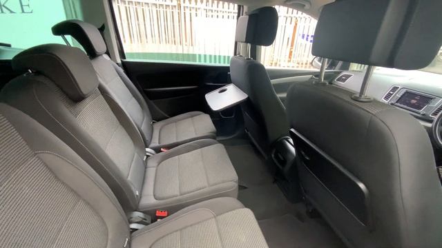 VOLKSWAGEN SHARAN 2.0 TDI SE DSG смотреть онлайн