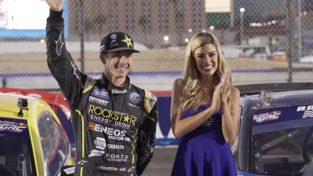 SEMA Show Day 2: Block on Hoonicorn, Toyota FT-1, Ring Brothers Recoil, Rallycross Final смотреть онлайн