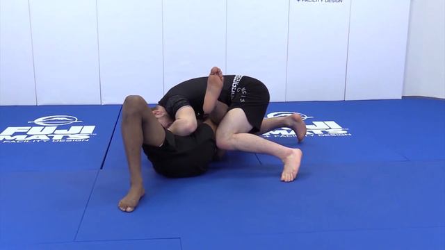 Cross Ankle Pick by Dante Leon смотреть онлайн