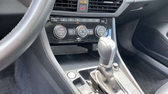 Certified Pre-Owned 2019 Volkswagen Jetta 1.4T SE V076391A смотреть онлайн