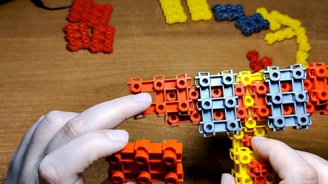 Звездолет из конструктора "Фанкластик" смотреть онлайн