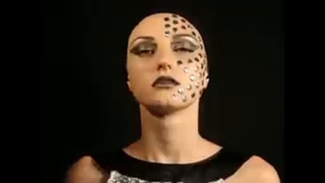 Макияж в стиле 'Kosmos' смотреть онлайн