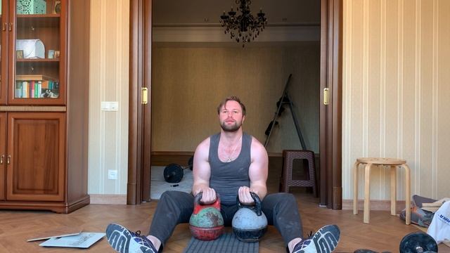 Жим сидя на полу по длинному циклу 2 по 32 кг на 7 смотреть онлайн