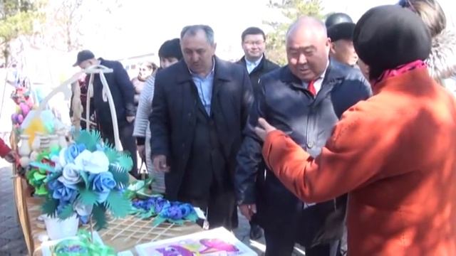 1 мая! Праздник единства народа Казахстана, район имени Габита Мусрепова смотреть онлайн