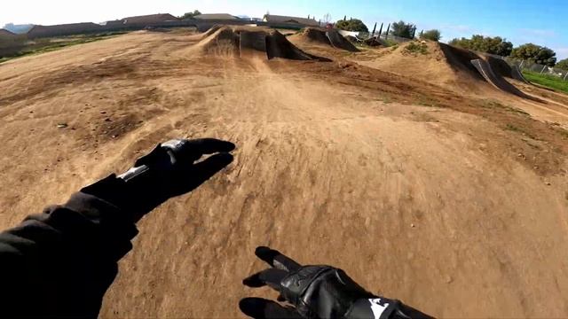 KINGSONG S22 PRO // EUC JUMPING VLOG смотреть онлайн