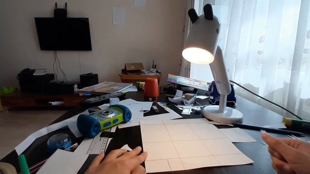 Как сделать треугольную коробочку от чипсов из бумаги. Mr. Samodelkin смотреть онлайн