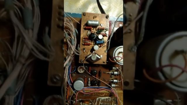 Электронные часы на транзисторах П4 смотреть онлайн