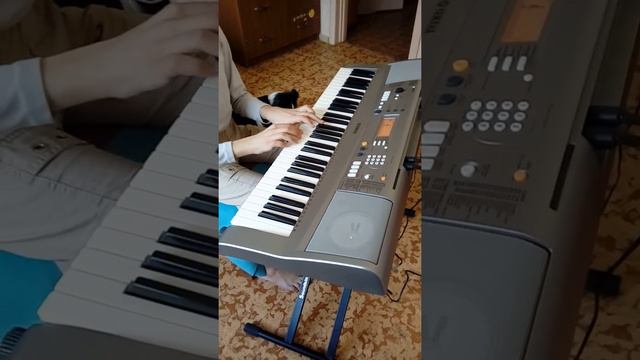 Месяц обучения на синтезаторе. Леша. смотреть онлайн
