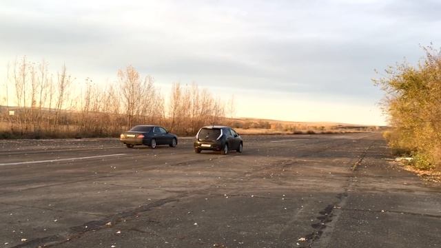 Nissan Leaf Vs Nissan Cedric 3.0