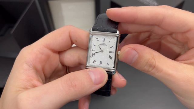 Présentation de la montre Art Déco de Michel Herbelin + comparaison avec la Cartier Tank смотреть онлайн