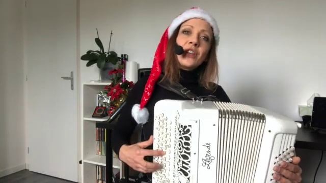 Valse de Noël - Amandine MUSICHINI - 2020 смотреть онлайн