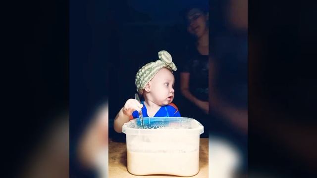 Вкуснейшие гренки в колбасном кляре от Алины(1.4месяца)