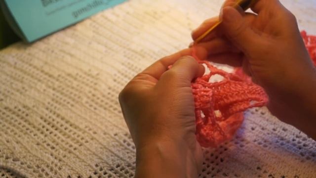 Топ РАЗЛЕТАЙКА с открытой спиной , вязание крючком ( В № 206) смотреть онлайн