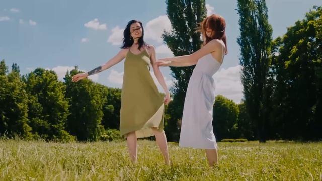 Улучшила работу сердца, сон и настроение! Этого вы точно не знали про ходьбу босиком. смотреть онлайн
