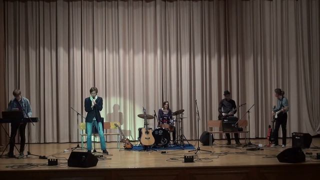 Александр Абрамов - Great ball of fire (Jerry Lee Lewis) смотреть онлайн