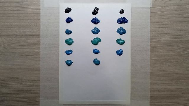 Два не очень удачных, одинаковых рисунка. Сухая пастель. Гуашь. смотреть онлайн