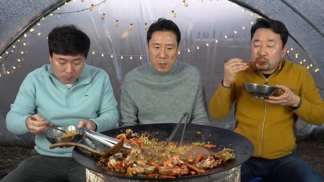 명절 음식으로 느끼해진 속  홍게 라면??으로 풀어봤습니다??~~#홍게라면 Red Crab Ramen
