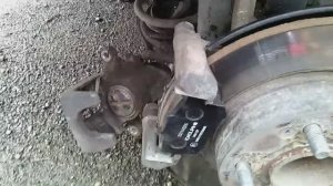 Honda Civic 4D замена задних колодок.mp4