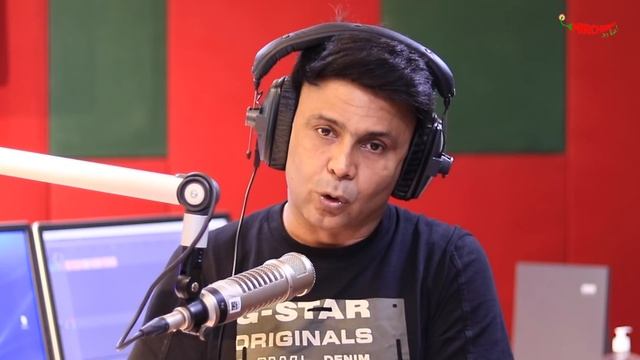 Cham Cham | Mirchi Murga | RJ Naved смотреть онлайн