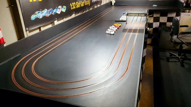 SRC Ford Capri 3000 GT #7 1:32 Slot Car Track Test смотреть онлайн