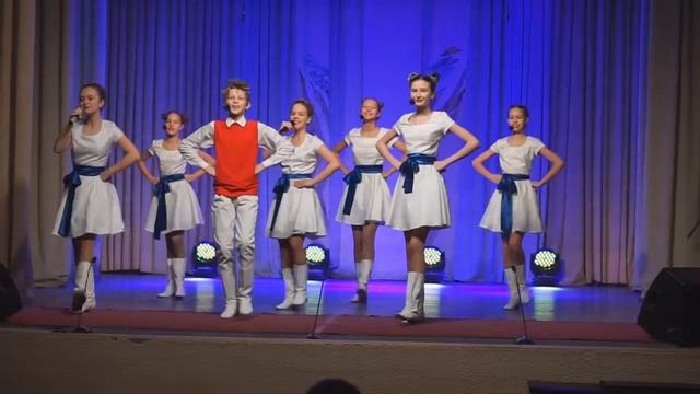 Молодая лошадь смотреть онлайн