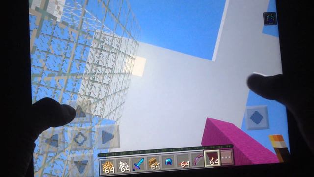 Играю с сестрой по сети в Майнкрафт смотреть онлайн