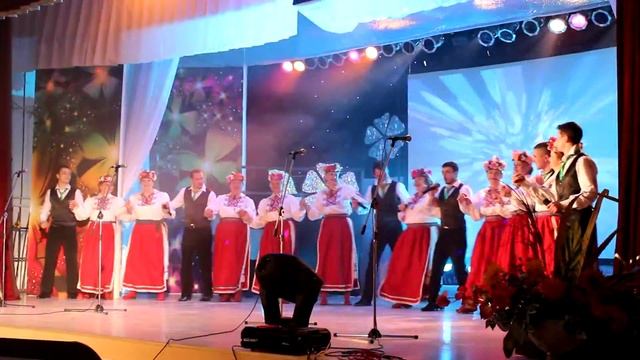 Апрель и Карагод Дзержинский ГДК : "Хочется" :) смотреть онлайн