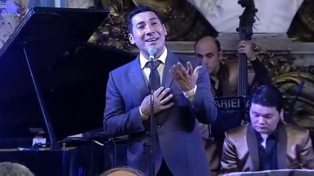 Ariel Ardit. Música en el Salón Blanco 2014. Show completo смотреть онлайн