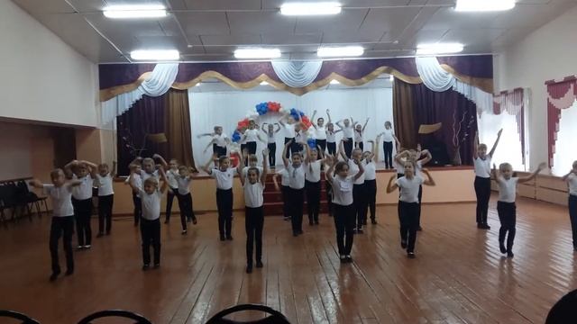 Флешмоб корпус 3 лицей г. Уварово смотреть онлайн