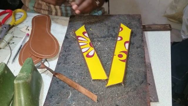 Ankara Slippers: DIY How to Make Gorgeous Slippers and Sandal #tiktok смотреть онлайн