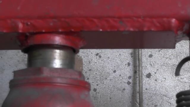 Гидравлический пресс в гараж. Hydraulic press in the garage смотреть онлайн