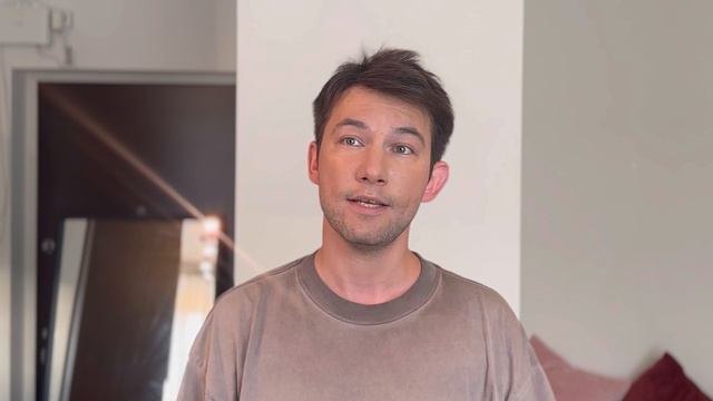 Актерская визитка Кирилла Емельянова смотреть онлайн