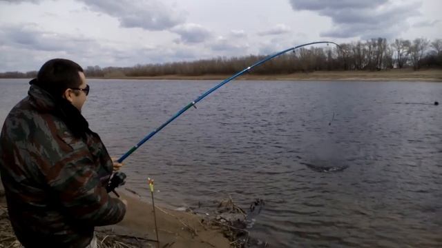 Клев как на черных камнях! смотреть онлайн