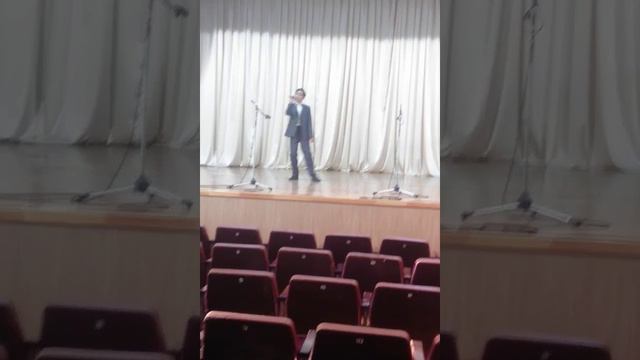 ПОЦАН ПОЁТ ПРО МАМУ ПРОСТО КЛАСС смотреть онлайн