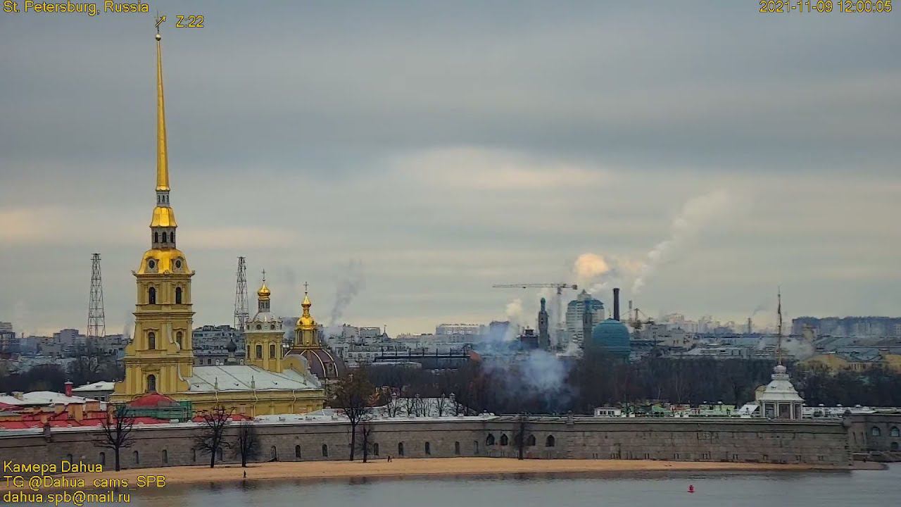 Peter and Paul Fortress St. Petersburg Russia cannon shooting at noon. Полуденный выстрел пушки смотреть онлайн