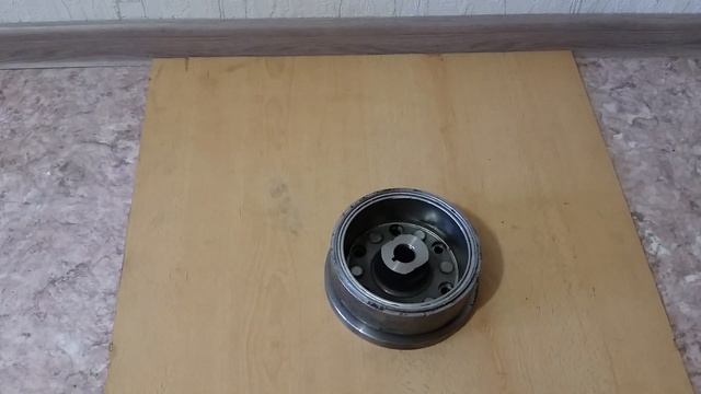 Honda VTR 1000 F Ротор генератора смотреть онлайн