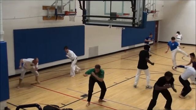 U of M Capoeira club смотреть онлайн