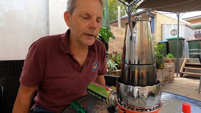 WINDPROOF CAMPING STOVE - KOVAB K-203 - CHEAP AND NASTY OR GOOD VALUE?? - Percolator test run. смотреть онлайн
