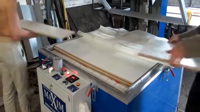 Оклеивание МДФ фасадов HPL пластиком (RP-1414) смотреть онлайн