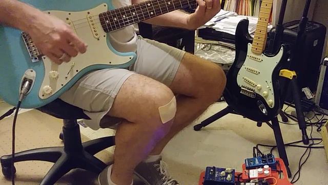 Fender Classic Series 60's Stratocaster in Cerulean Blue - Demo w/ Defter Classic 50's Pickups смотреть онлайн