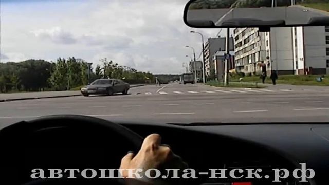 27. Нерегулируемые перекрестки. Видео 1 смотреть онлайн