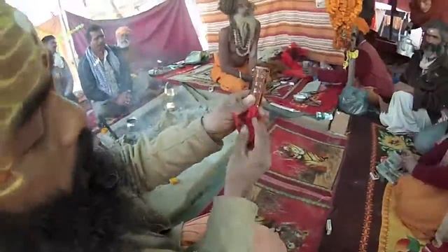Индия - Маха Кумбха Мела - Аллахабад Часть 4 смотреть онлайн