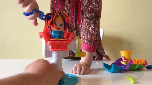 Веселые прически Play-Doh. Парикмахерская смотреть онлайн