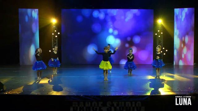 Dance Studio Luna смотреть онлайн