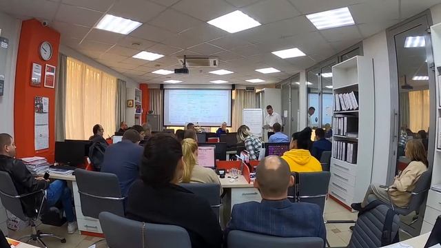 Тренинг в офисе смотреть онлайн